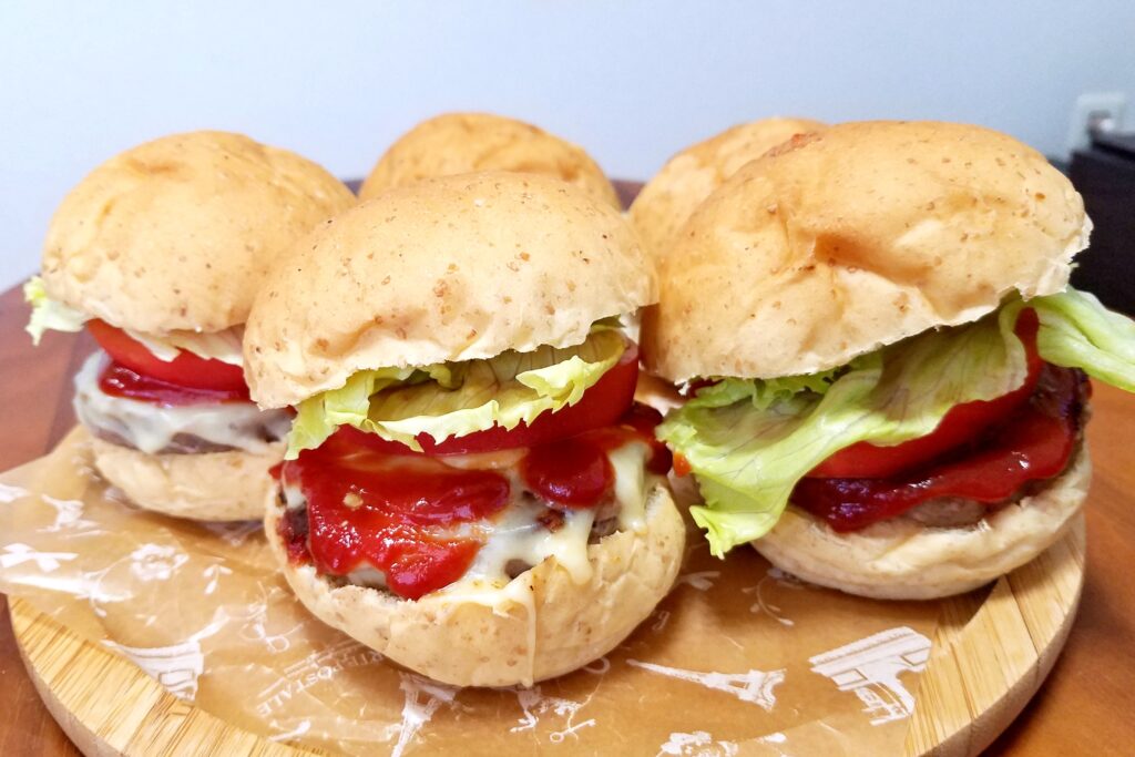 おうちで作ったハンバーガー