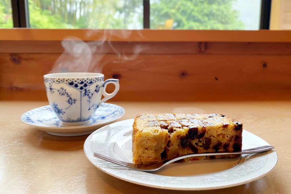 紅茶とケーキ